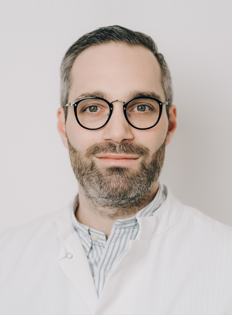 dr.Tzimas